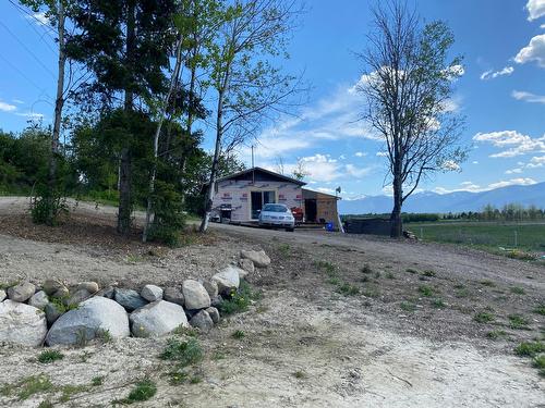 1435 Highway 21, Creston, BC 