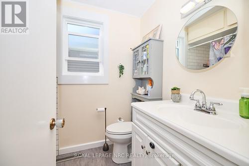 464 Gorham Road, Fort Erie, ON - Indoor Photo Showing Bathroom