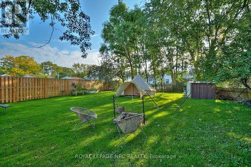 464 Gorham Road, Fort Erie, ON - Outdoor With Backyard