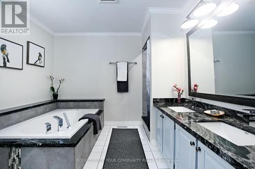 3 Cranberry Lane, Aurora, ON - Indoor Photo Showing Bathroom