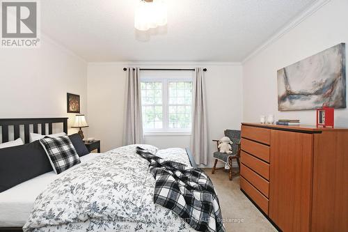 3 Cranberry Lane, Aurora, ON - Indoor Photo Showing Bedroom