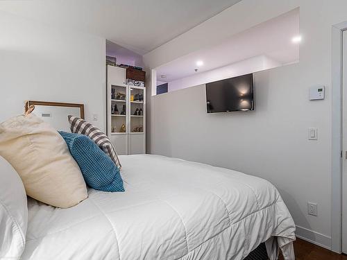 Master bedroom - 102-7170 Rue Clark, Montréal (Rosemont/La Petite-Patrie), QC - Indoor Photo Showing Bedroom