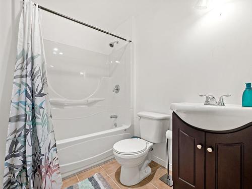 Salle de bains - 2542 Ch. Des Hêtres, Rivière-Rouge, QC - Indoor Photo Showing Bathroom