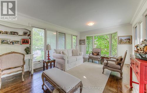 340 Marlowe Drive, Waterloo, ON - Indoor Photo Showing Living Room