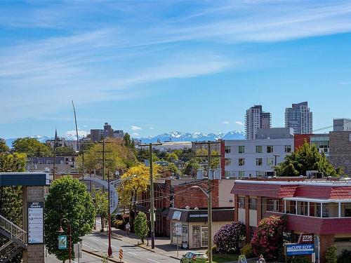 409-2757 Quadra St, Victoria, BC - Outdoor With View