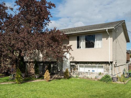 10103 Resthaven Dr, Sidney, BC - Outdoor