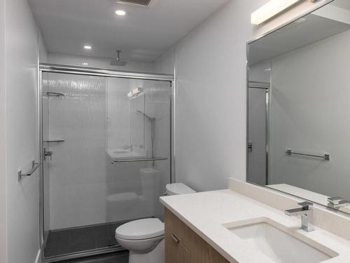 1084 Maple Rd, North Saanich, BC - Indoor Photo Showing Bathroom