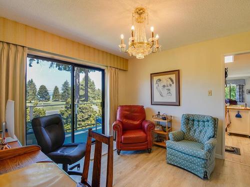 112 Crescent Rd West, Qualicum Beach, BC - Indoor