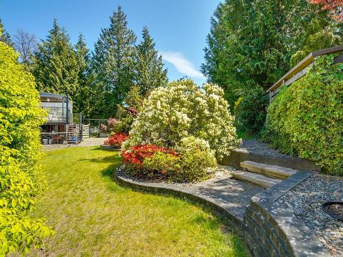 112 Crescent Rd West, Qualicum Beach, BC - Outdoor