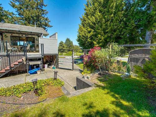 112 Crescent Rd West, Qualicum Beach, BC - Outdoor