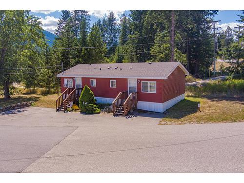 7924 Balfour Wharf Road, Nelson, BC - Outdoor