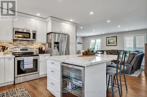 117 O'Reilly Lane, Kawartha Lakes, ON - Indoor Photo Showing Kitchen With Upgraded Kitchen