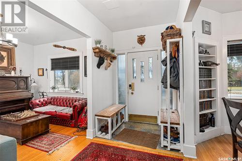 710 University Drive, Saskatoon, SK - Indoor Photo Showing Living Room