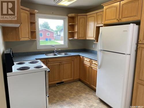 131 Mcintosh Drive, Prince Albert, SK - Indoor Photo Showing Kitchen With Double Sink