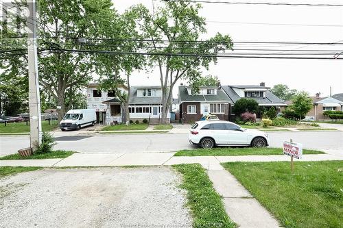 1285 Dufferin Place, Windsor, ON - Outdoor With Facade