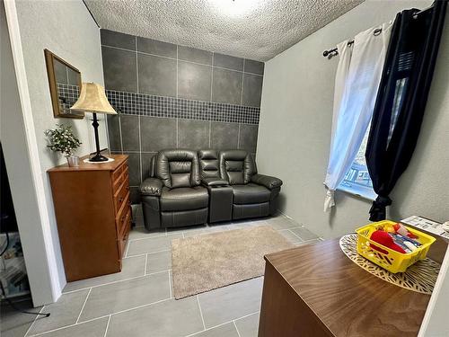 57 Sunset Drive, Ditch Lake, MB - Indoor Photo Showing Other Room