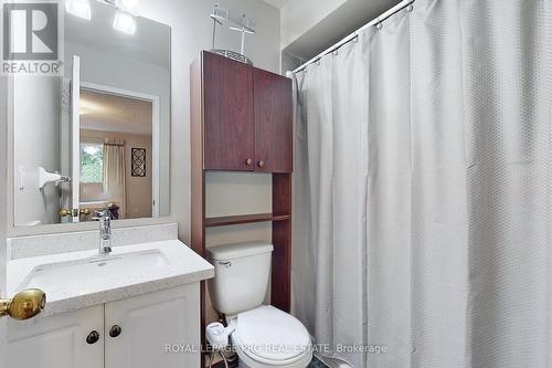 7241 Pallett Court, Mississauga, ON - Indoor Photo Showing Bathroom