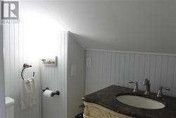 2 piece ensuite. - 