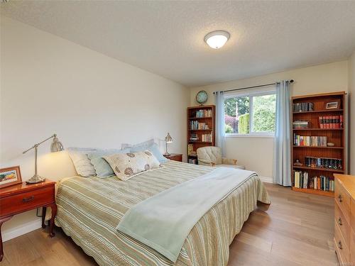 8595 Sentinel Pl, North Saanich, BC 