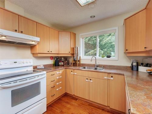 8595 Sentinel Pl, North Saanich, BC 