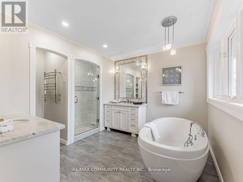 95 Hill Crescent, Toronto (Scarborough Village), ON - Indoor Photo Showing Bathroom