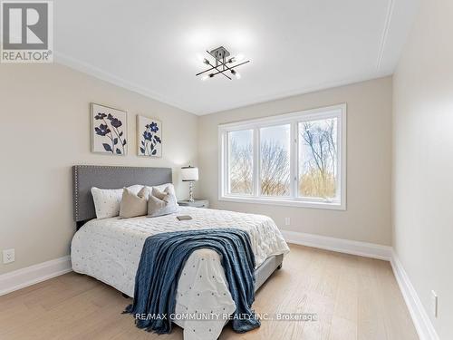 95 Hill Crescent, Toronto (Scarborough Village), ON - Indoor Photo Showing Bedroom