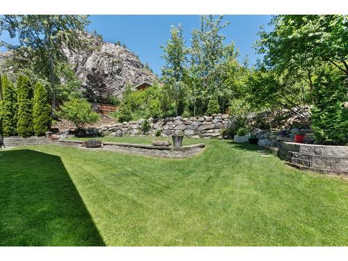 1371 37Th Street, Castlegar, BC - Outdoor