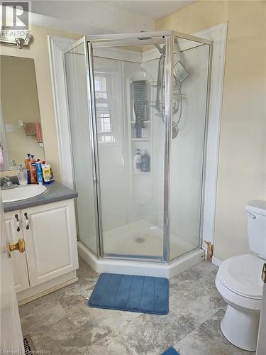 689 Star Flower Avenue Unit# B, Waterloo, ON - Indoor Photo Showing Bathroom