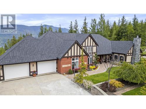 5121 Ivy Road, Eagle Bay, BC - Outdoor