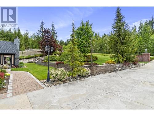 5121 Ivy Road, Eagle Bay, BC - Outdoor