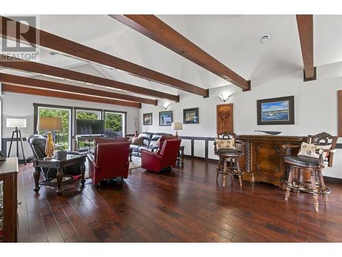 5121 Ivy Road, Eagle Bay, BC - Indoor