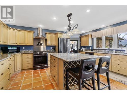 5121 Ivy Road, Eagle Bay, BC - Indoor Photo Showing Kitchen With Upgraded Kitchen