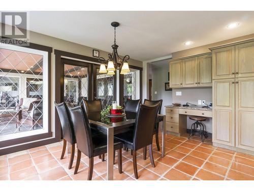 5121 Ivy Road, Eagle Bay, BC - Indoor Photo Showing Dining Room