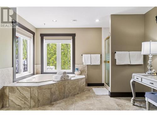 5121 Ivy Road, Eagle Bay, BC - Indoor Photo Showing Bathroom