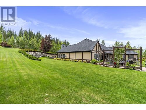 5121 Ivy Road, Eagle Bay, BC - Outdoor