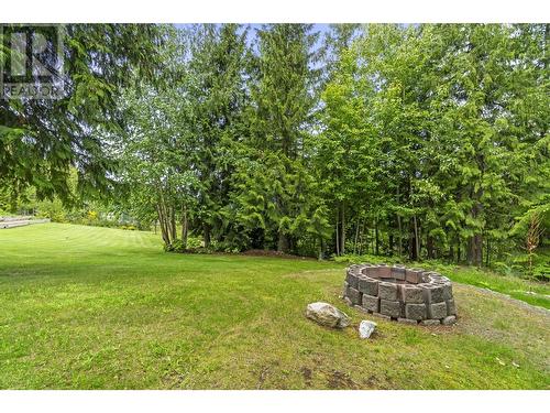 5121 Ivy Road, Eagle Bay, BC - Outdoor