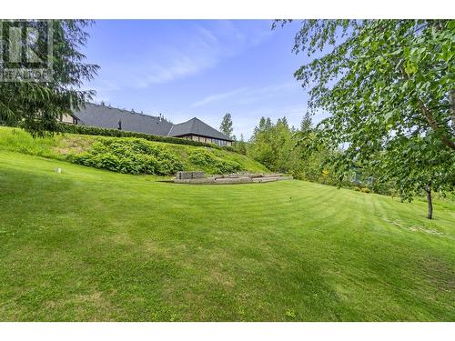 5121 Ivy Road, Eagle Bay, BC - Outdoor