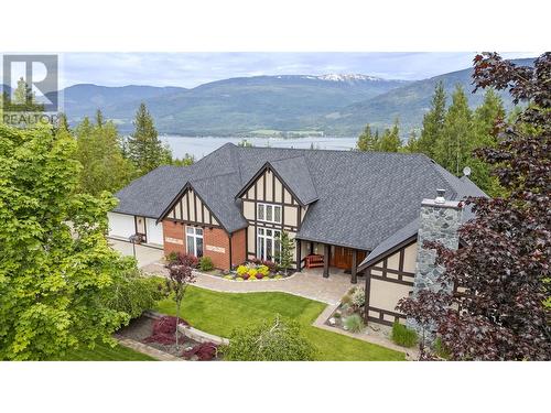 5121 Ivy Road, Eagle Bay, BC - Outdoor