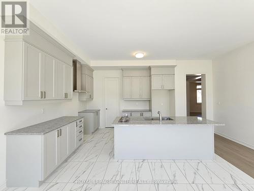 28 Bayberry Drive, Adjala-Tosorontio, ON - Indoor Photo Showing Kitchen