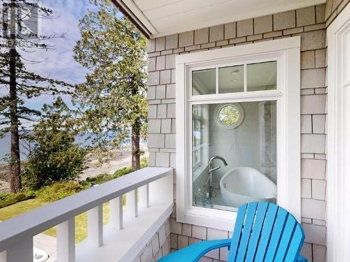 3569 Marine Ave, Powell River, BC - Outdoor With Balcony With Exterior