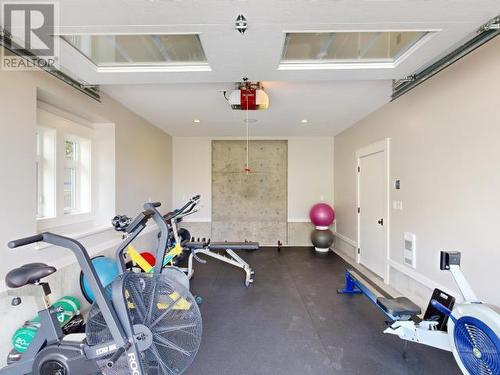 3569 Marine Ave, Powell River, BC - Indoor Photo Showing Gym Room