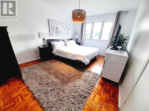 77 Carberry Crescent, Brampton, ON - Indoor Photo Showing Bedroom