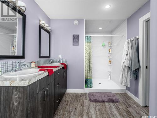 4 Brownlee Street, Tuxford, SK - Indoor Photo Showing Bathroom