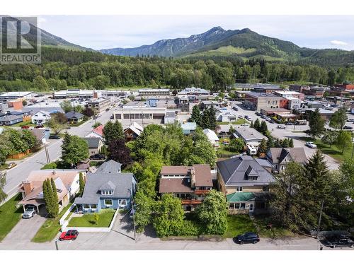 642 4Th Avenue, Fernie, BC - Outdoor With View