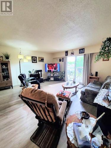 1595 Ingledew Street, Prince George, BC - Indoor Photo Showing Living Room