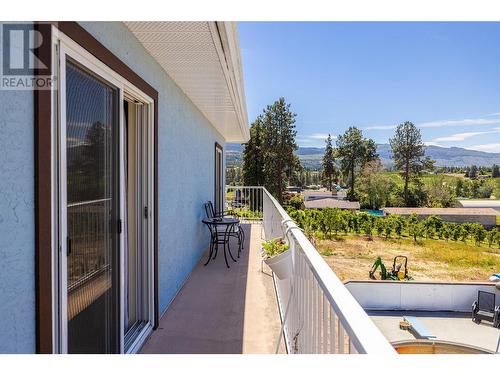 3299 Mcculloch Road, Kelowna, BC - Outdoor