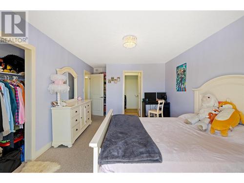 3299 Mcculloch Road, Kelowna, BC - Indoor Photo Showing Bedroom