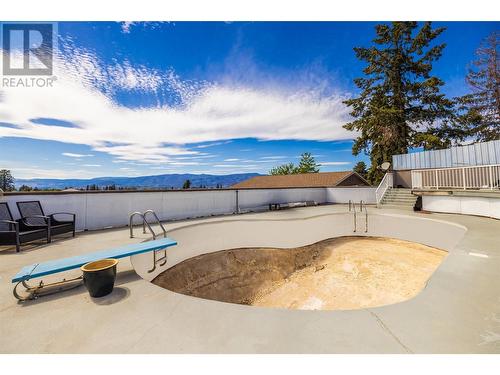 3299 Mcculloch Road, Kelowna, BC - Outdoor With View