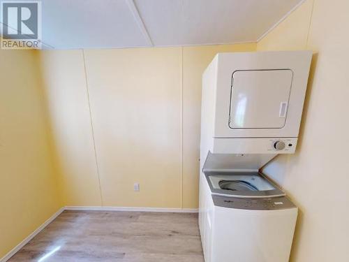 39-6263 Lund Street, Powell River, BC - Indoor Photo Showing Laundry Room