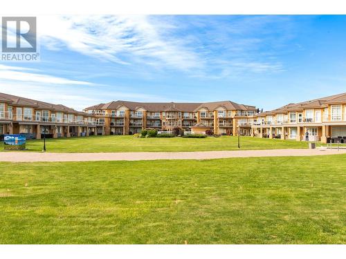 3570 Woodsdale Road Unit# 105, Lake Country, BC - Outdoor